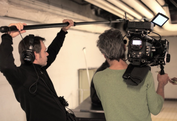 Filming a documentary alone : practical tips for a usable sound
