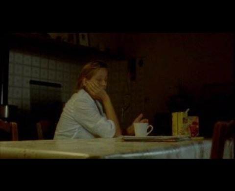 "Revenir" écrit & réalisé par Anne-Marie Puga, mixage pascal 'pako' Flork