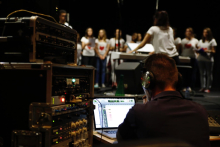 Pascal 'pako' Flork with a compact mobile studio to record College-Mania