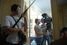 "Interieurs" écrit & réalisé par Gabriel Pistre ; prise de sons, montage son, bruitages, mixage 5.1 par pascal 'pako' Flork